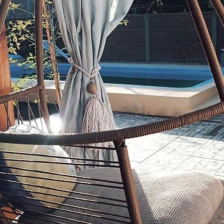 Casa Olivia- Alojamiento Con Piscina - Aeropuerto エセイサ エクステリア 写真